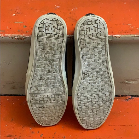 Casual DC sneakers, men’s size 8 - Picture 4 of 4